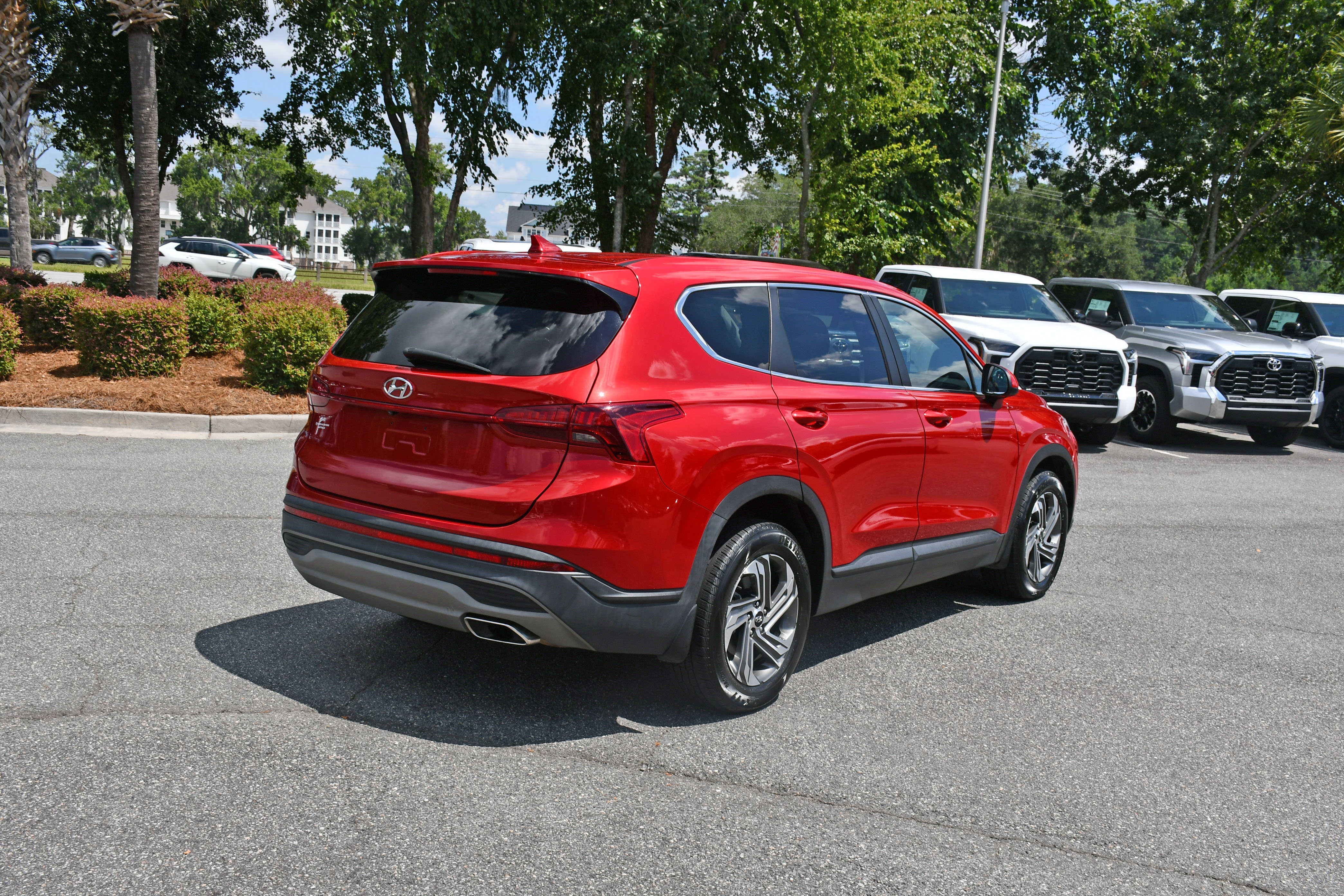 Used 2021 Hyundai Santa Fe SE FWD image 4