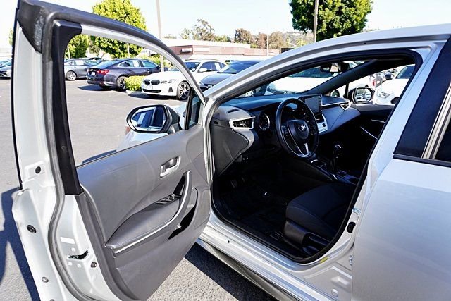 Used 2022 Toyota Corolla SE FWD image 37