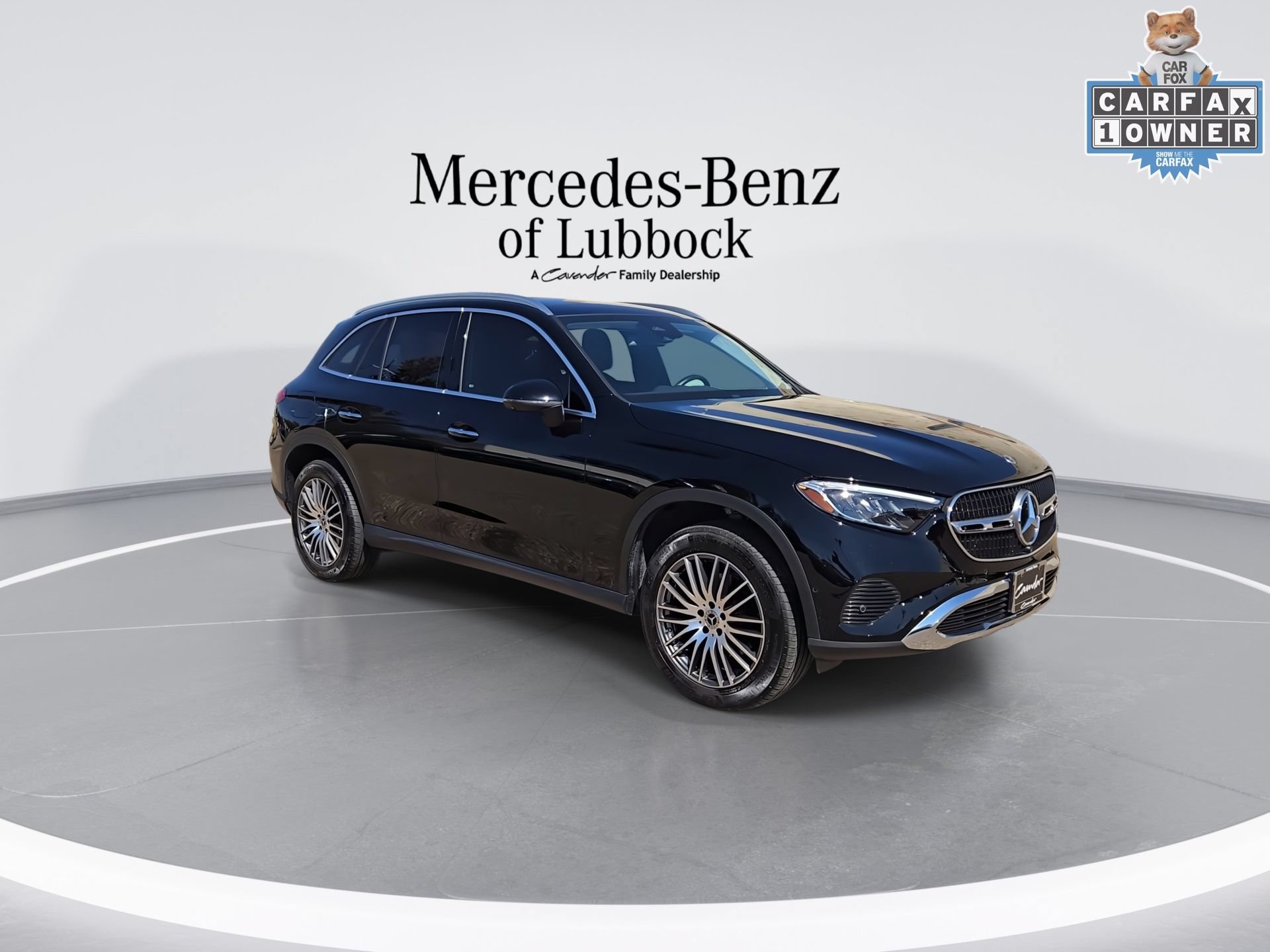 Used 2023 Mercedes-Benz GLC 300 4MATIC image 2