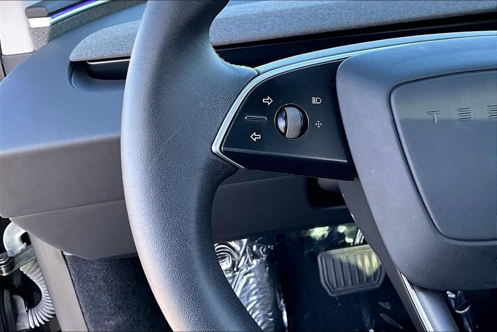 Used 2024 Tesla Model 3 Standard Range RWD image 11