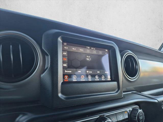 Used 2021 Jeep Wrangler Unlimited Sport AWD/4WD image 19