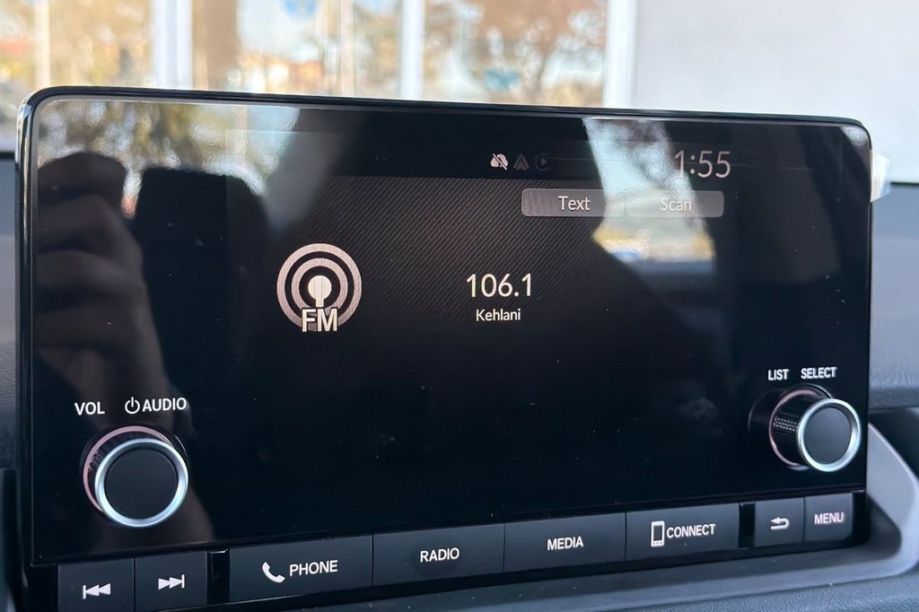 Certified 2025 Honda Accord SE image 17