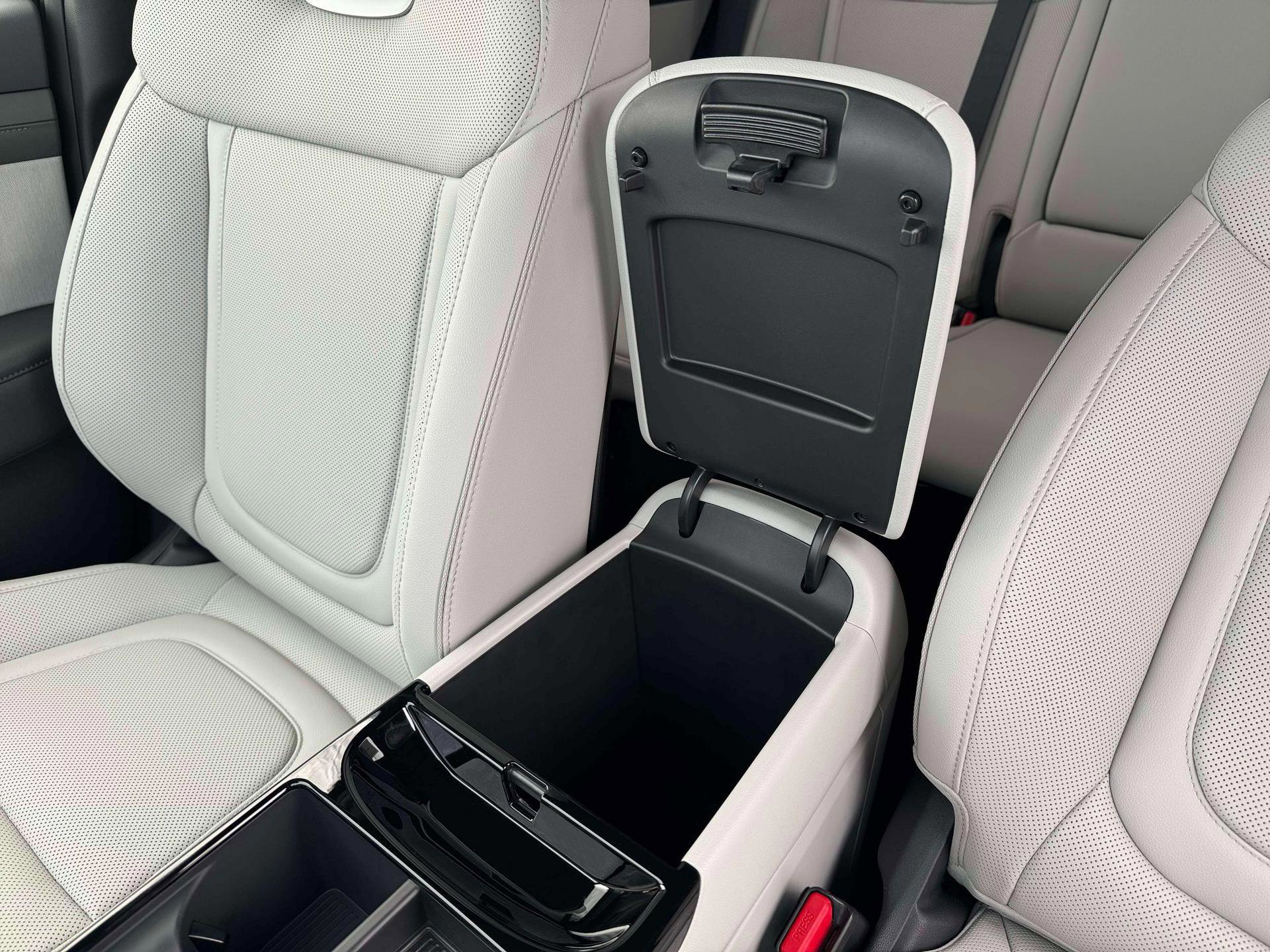 New 2026 Hyundai Tucson Limited image 18