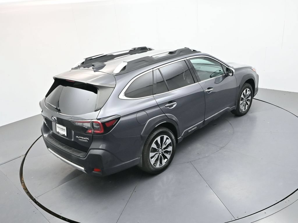 Used 2023 Subaru Outback Touring AWD/4WD image 30