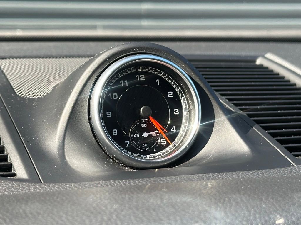 Certified 2021 Porsche Macan image 31