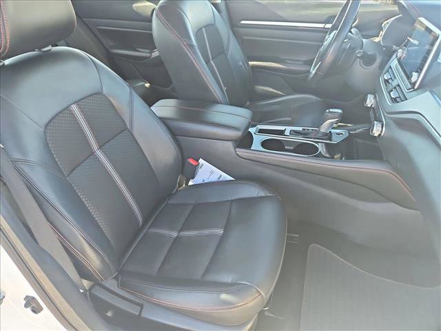 Used 2024 Nissan Altima 2.5 SR image 21