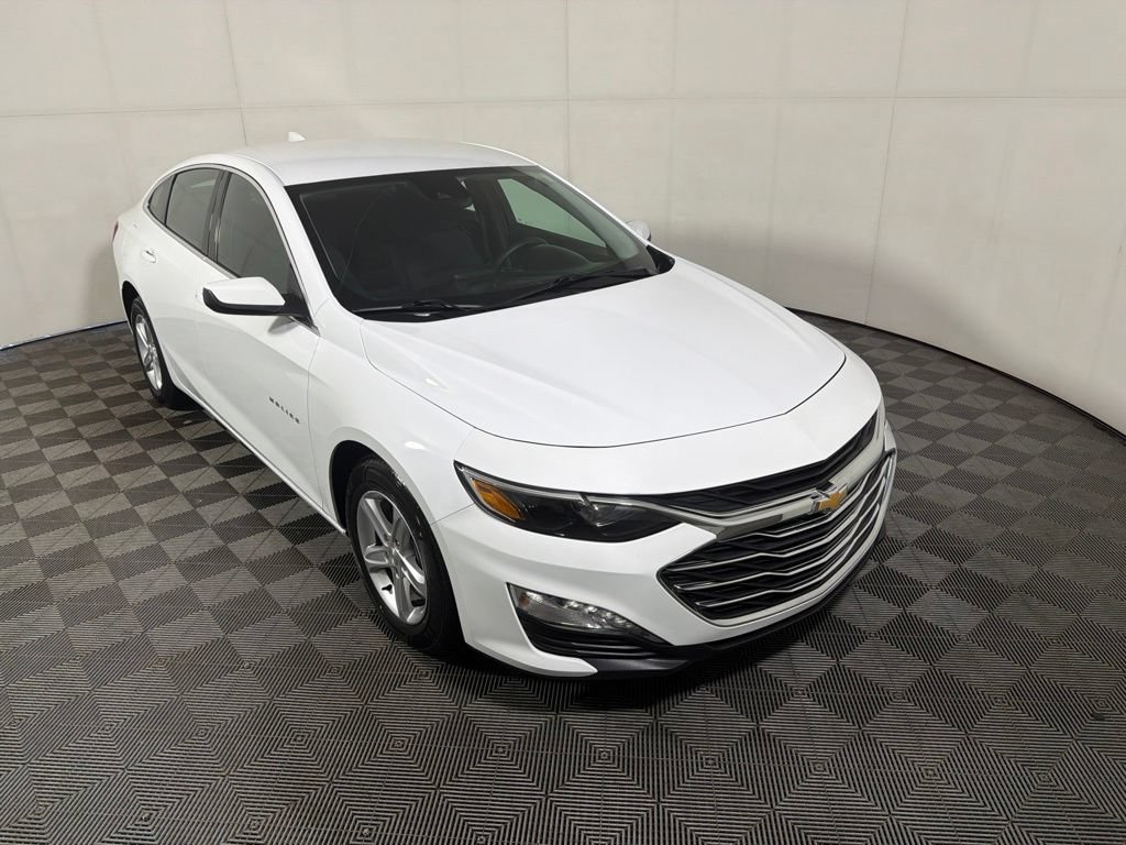 Used 2024 Chevrolet Malibu LT