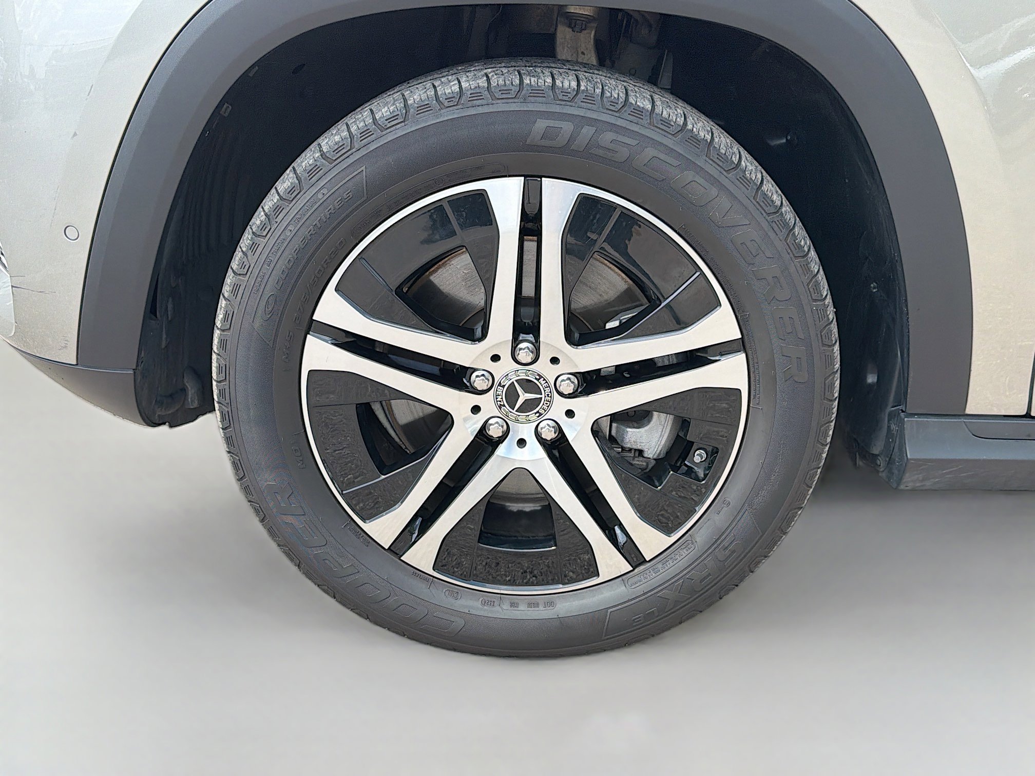 Used 2020 Mercedes-Benz GLS 450 4MATIC image 43