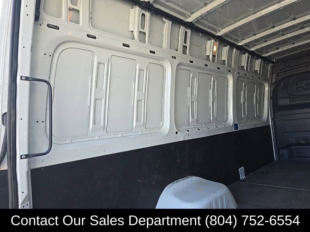 Used 2020 Freightliner Sprinter 3500 image 15