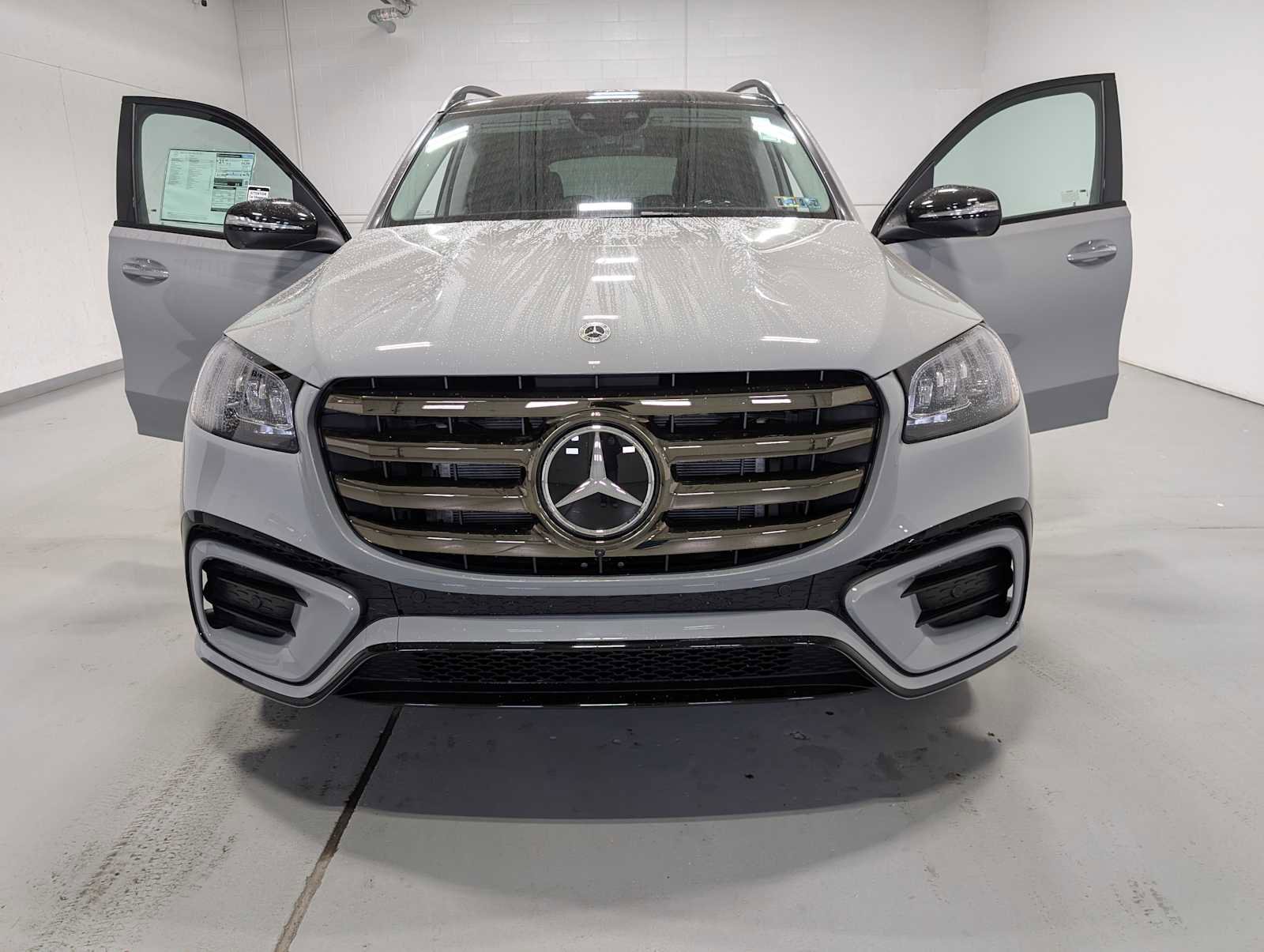 New 2026 Mercedes-Benz GLS 450 4MATIC image 13