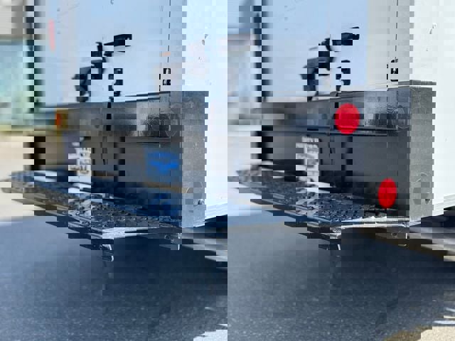 Used 2023 Ford Transit 350 DRW image 10