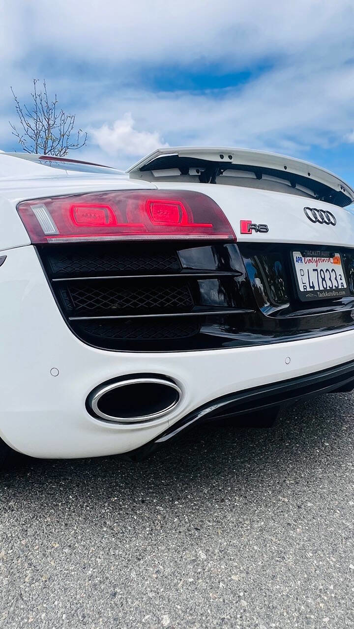 Used 2011 Audi R8 V10 AWD/4WD image 20