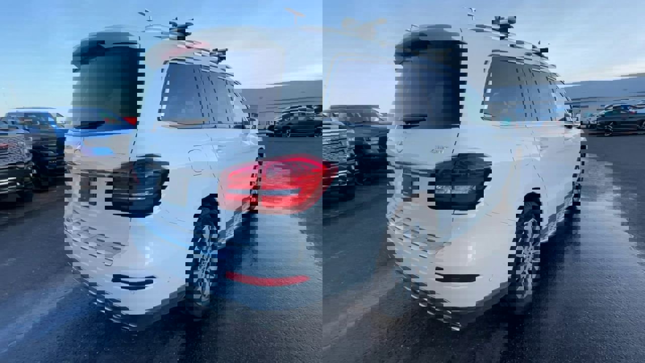 Used 2019 Mercedes-Benz GLS 450 4MATIC image 9