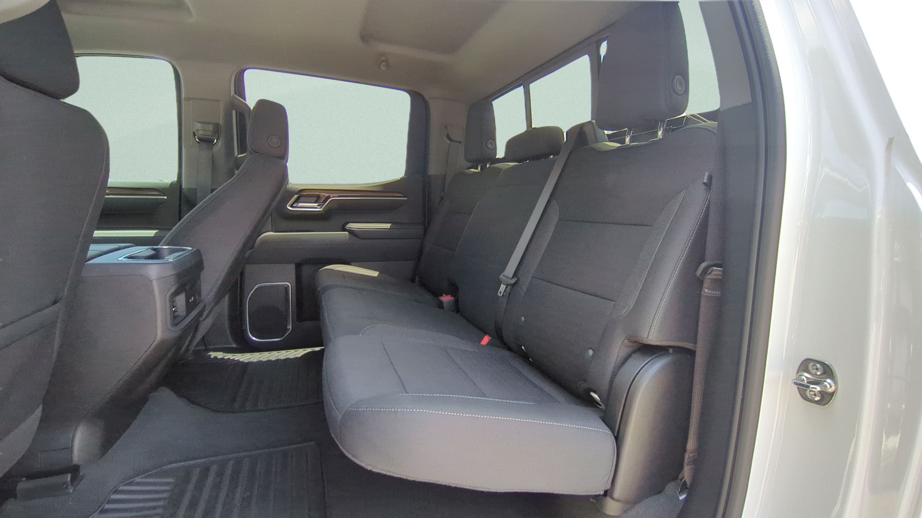Used 2025 Chevrolet Silverado 1500 RST w/ Convenience Package II RWD image 8