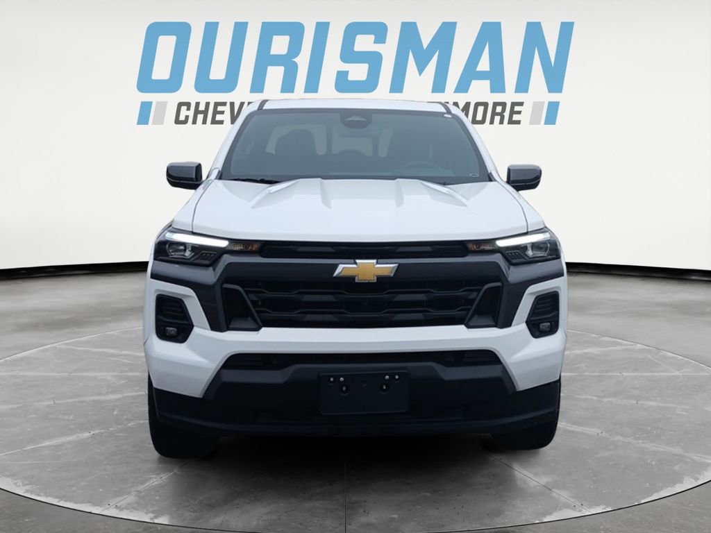 Used 2025 Chevrolet Colorado LT w/ LT Convenience Package image 8