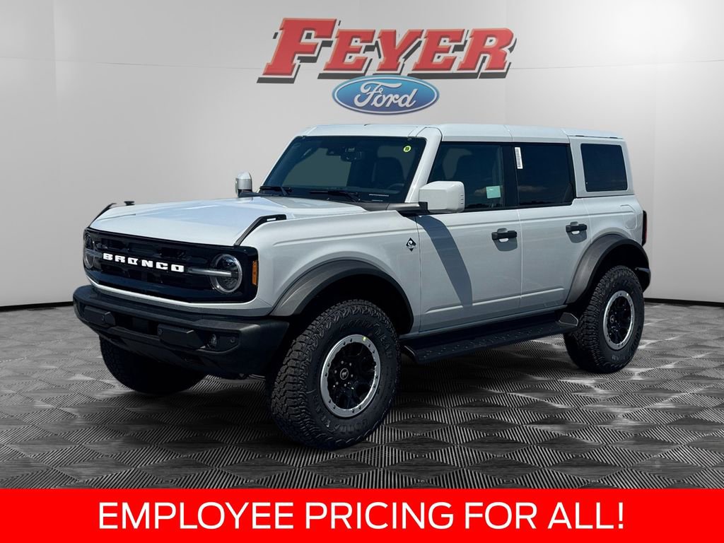New 2026 Ford Bronco Outer Banks AWD/4WD image 1