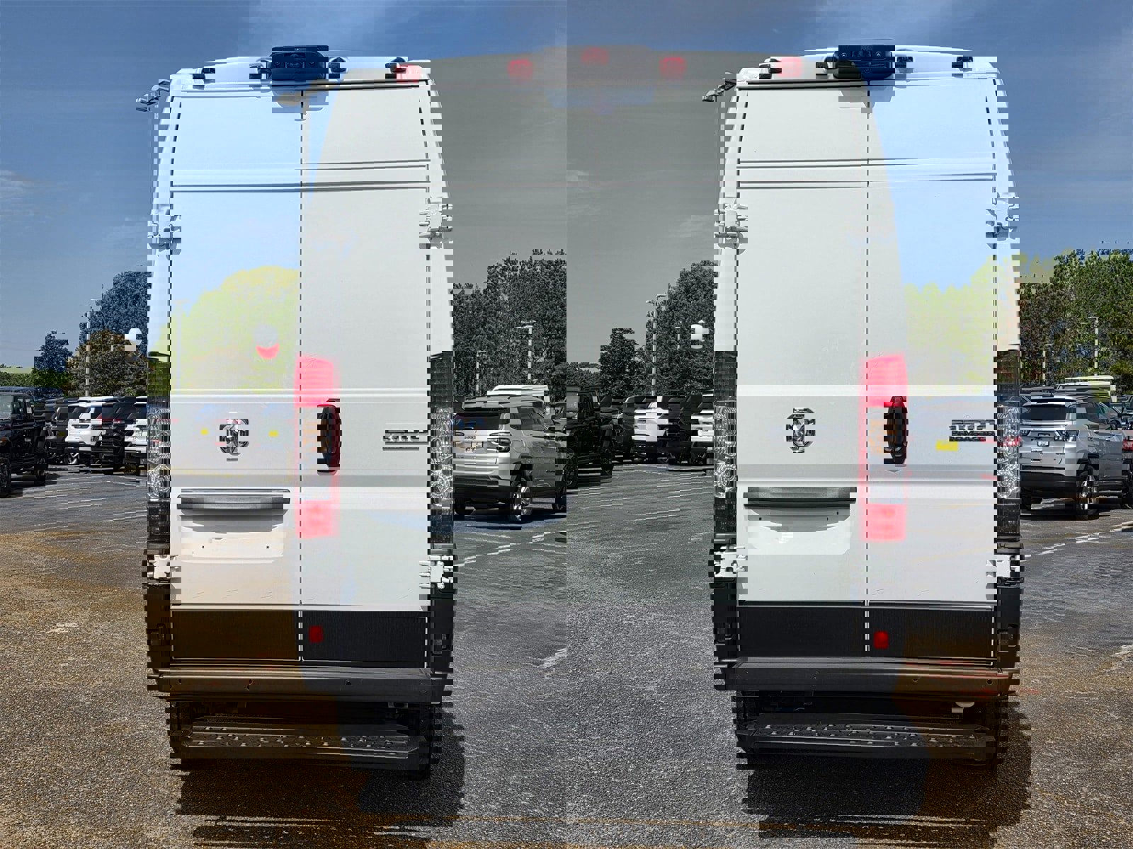 New 2025 RAM ProMaster 2500 w/ Premium Convenience Group image 7