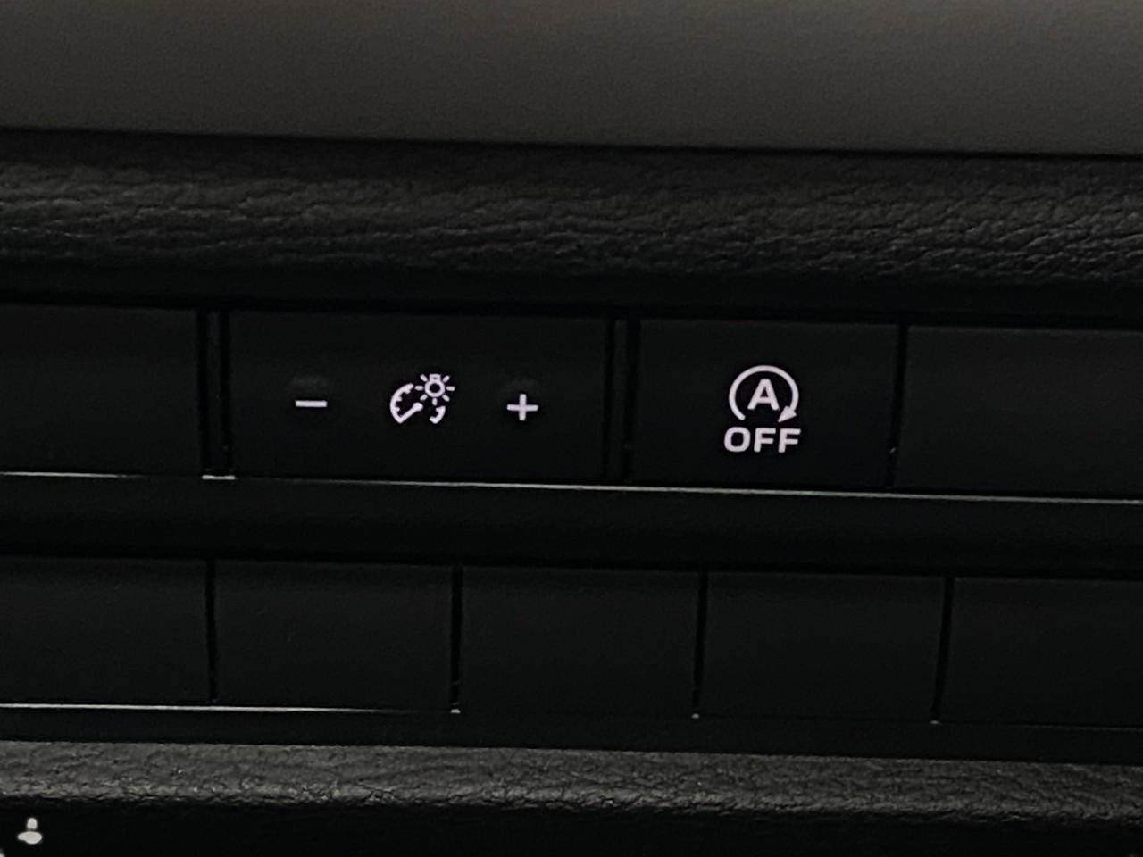 New 2026 Mitsubishi Outlander SE image 14