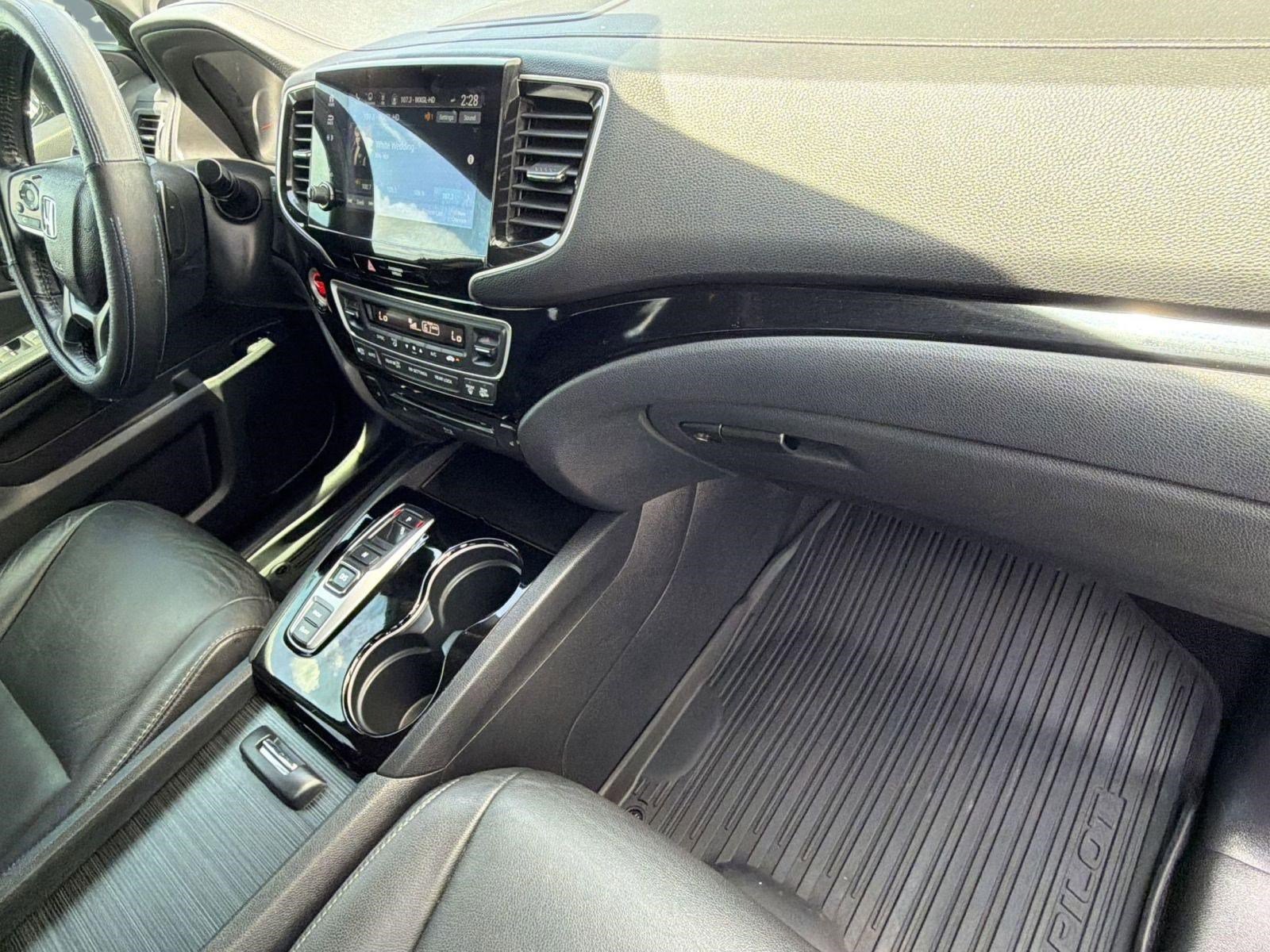 Used 2021 Honda Pilot Touring image 35