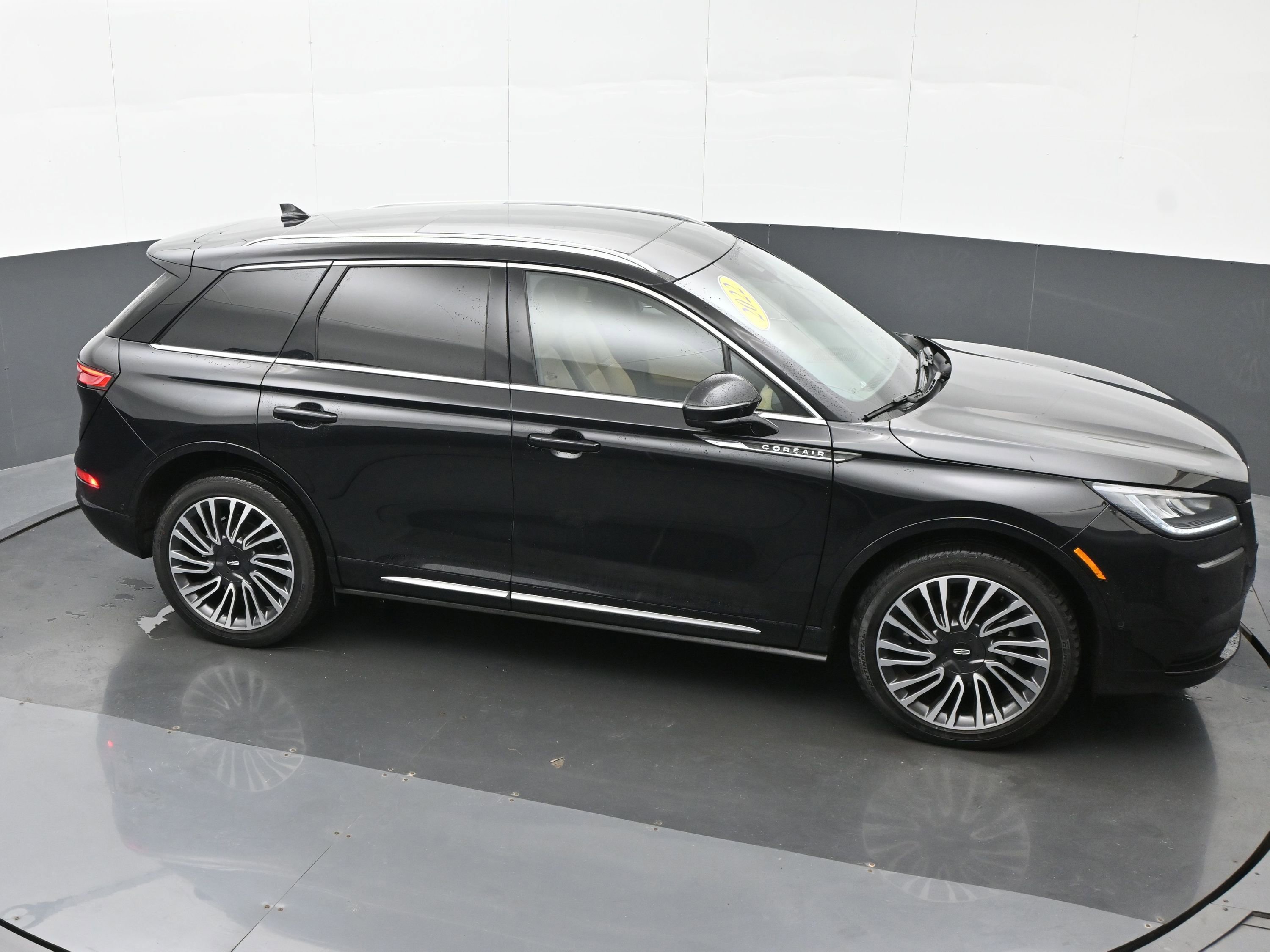 Used 2022 Lincoln Corsair Reserve w/ Equipment Group 201A image 32