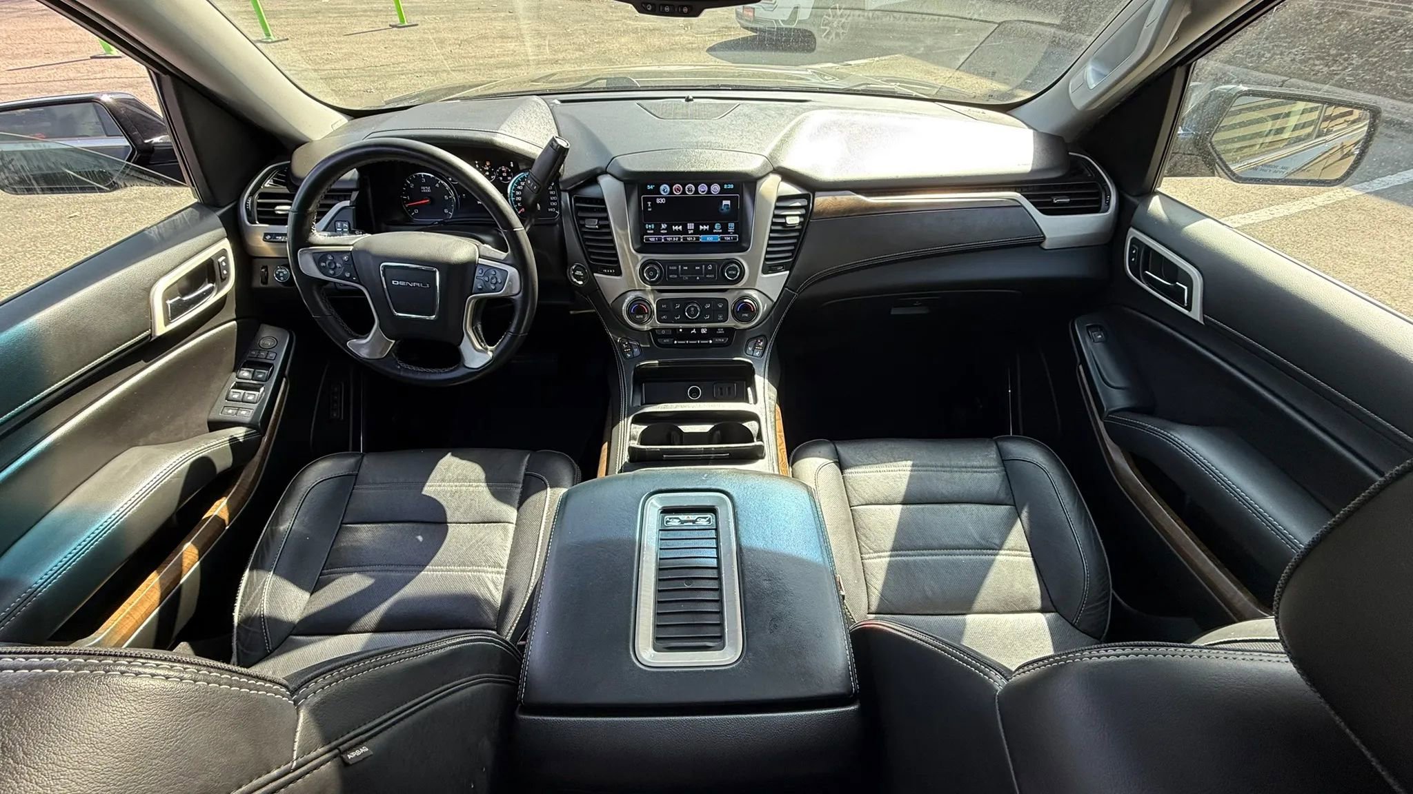 Used 2018 GMC Yukon XL Denali w/ Denali Ultimate Package image 26