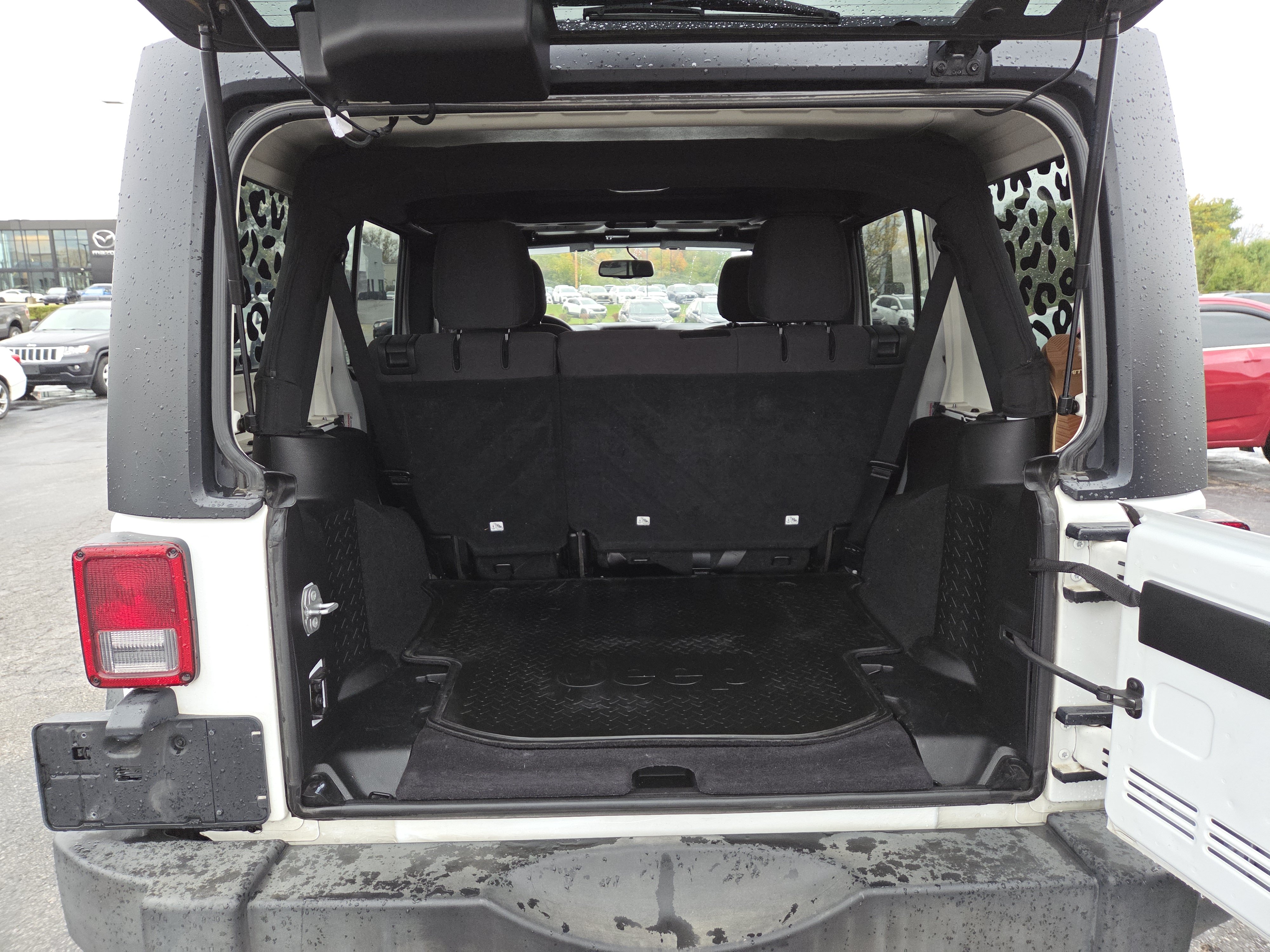 Used 2018 Jeep Wrangler Unlimited Sport S AWD/4WD image 11