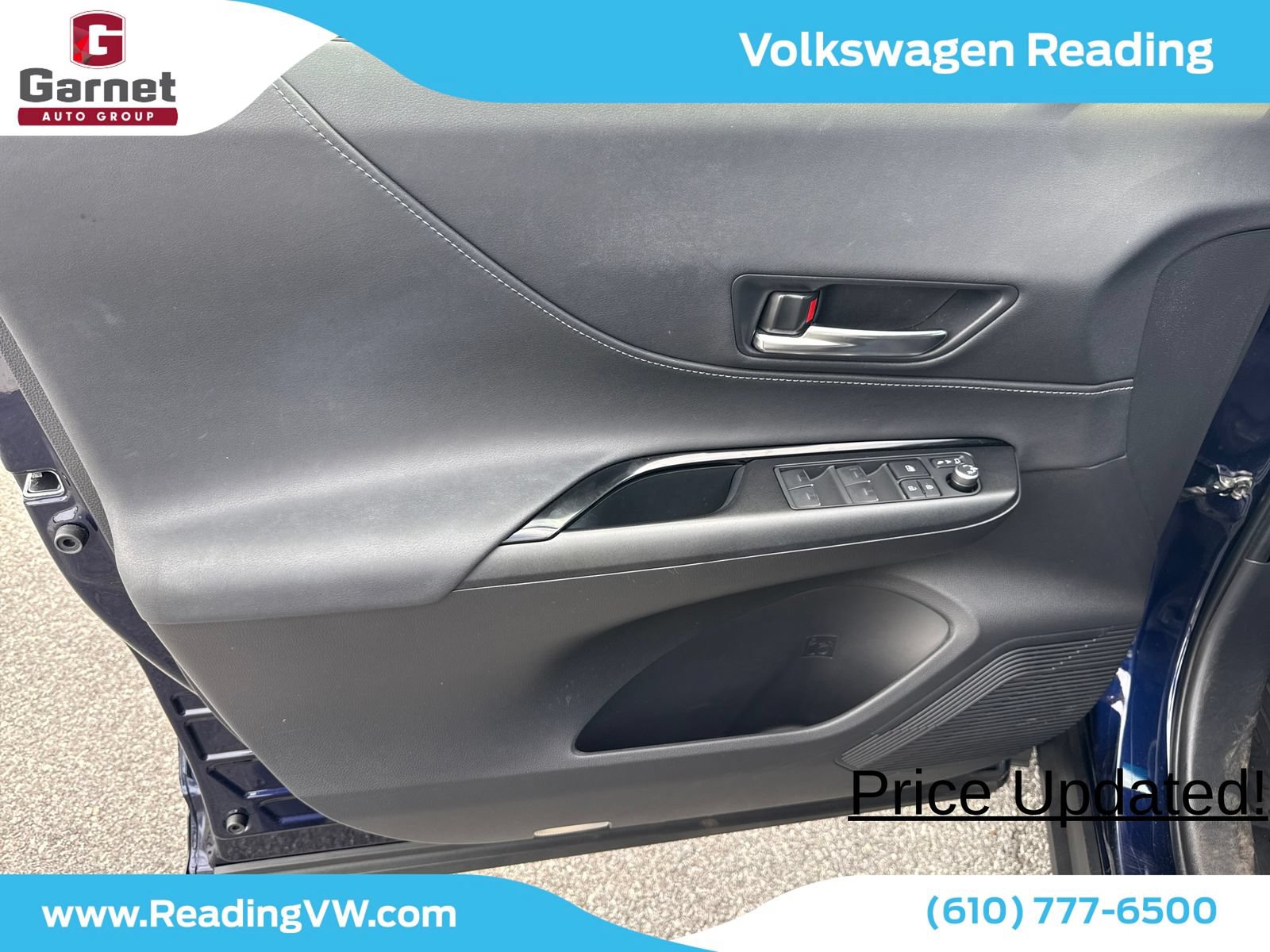 Used 2023 Toyota Venza LE AWD/4WD image 10