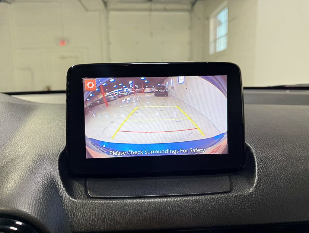 Used 2020 Toyota Yaris LE image 14