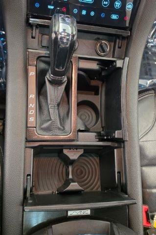 Used 2015 Ford Taurus SHO w/ Equipment Group 401A AWD/4WD image 28