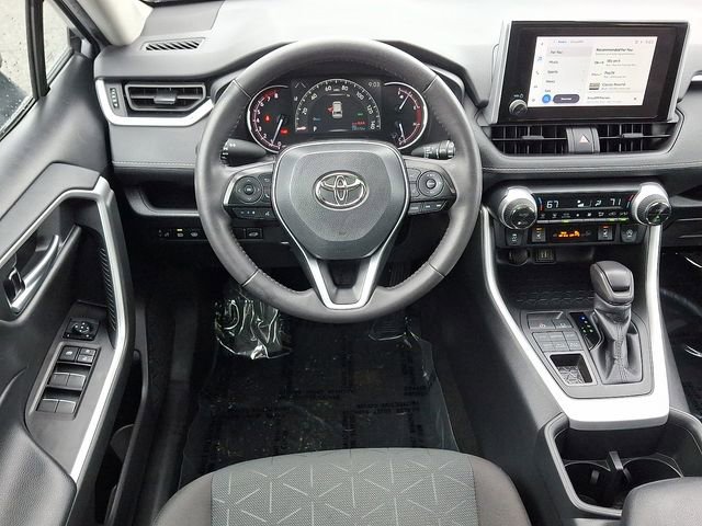 Used 2023 Toyota RAV4 XLE w/ Convenience Package image 11