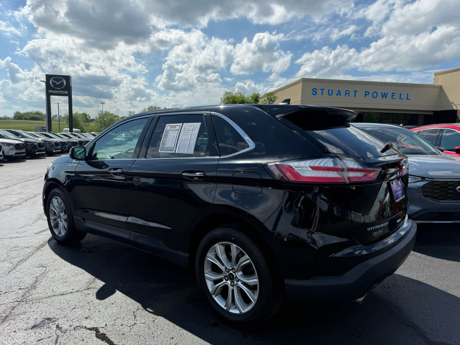 Certified 2024 Ford Edge Titanium image 27