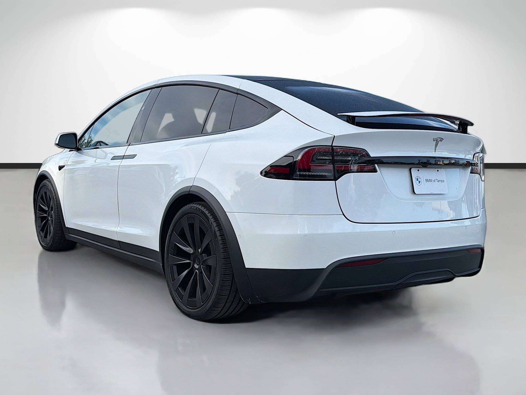 Used 2022 Tesla Model X image 5