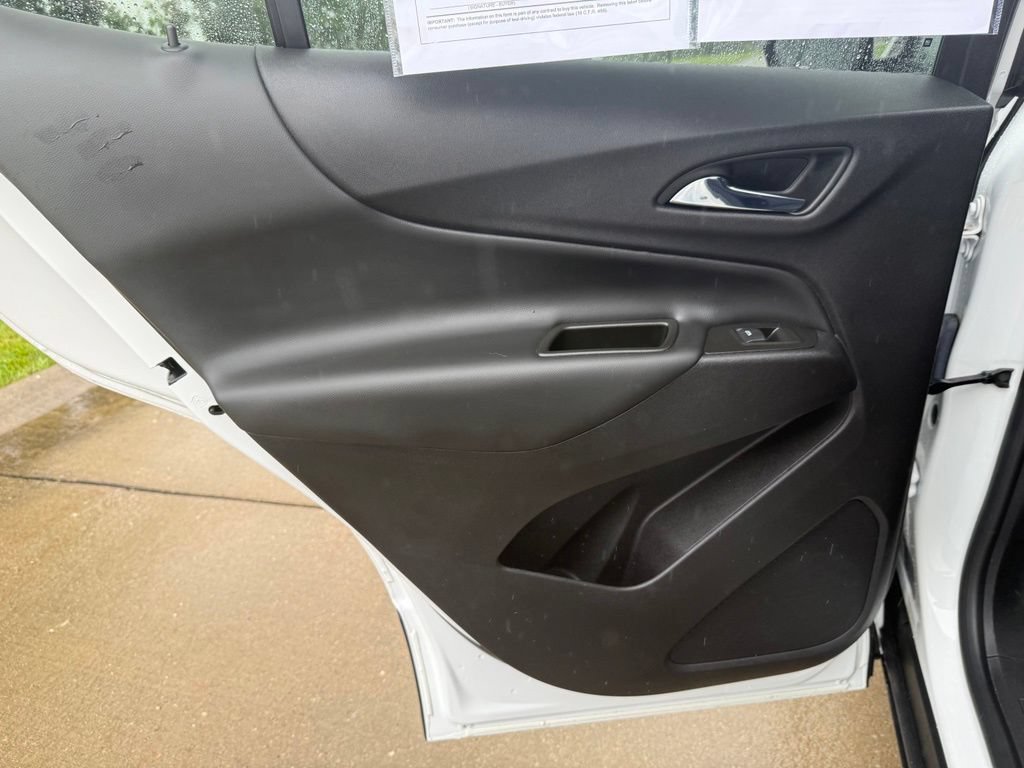 Used 2024 Chevrolet Equinox LT w/ LPO, Floor Liner Package FWD image 13