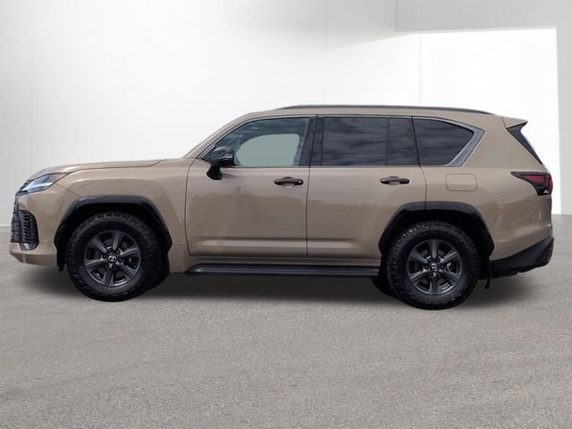 Used 2025 Lexus LX 700h Overtrail AWD/4WD image 9