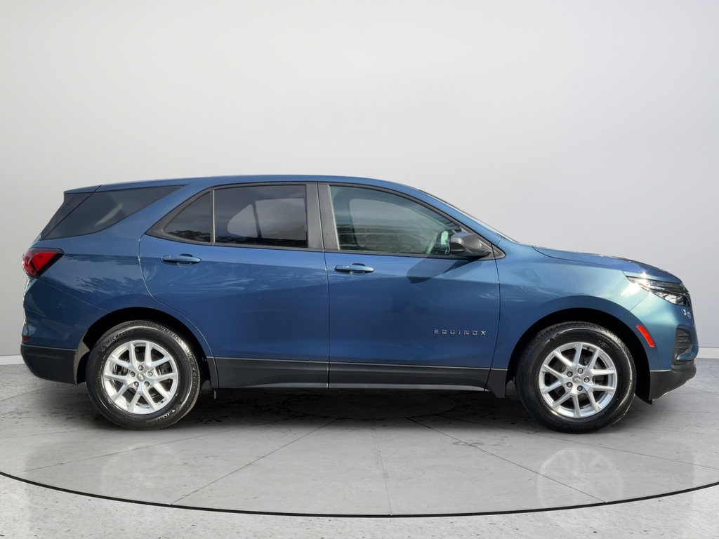 Certified 2024 Chevrolet Equinox LS w/ LS Convenience Package FWD image 6