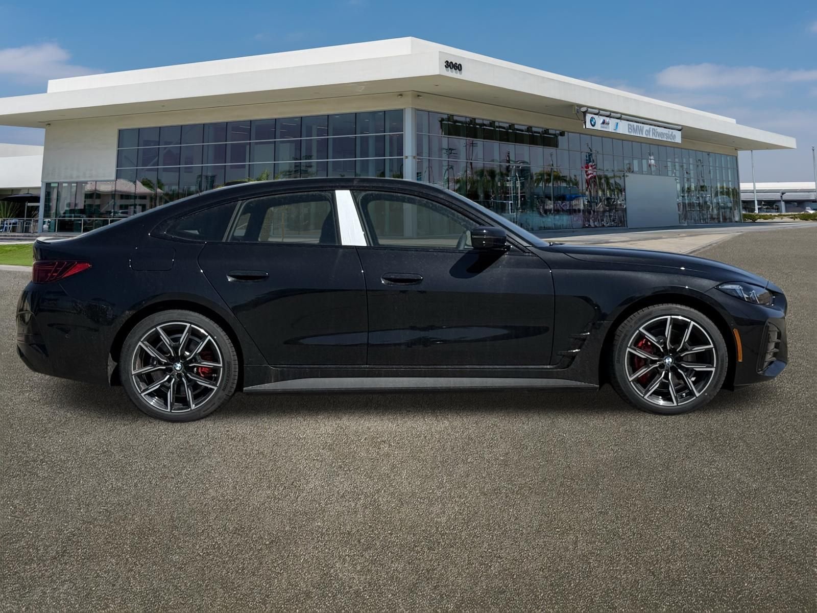 New 2026 BMW i4 eDrive40 w/ M Sport Package RWD image 12