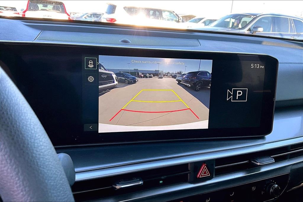 Used 2025 Kia Sorento LX image 27