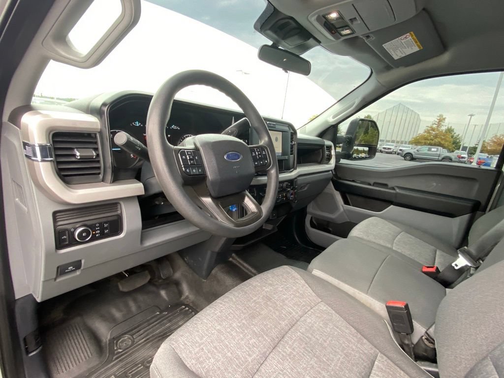 Used 2025 Ford F350 XL w/ XL Driver Assist Package AWD/4WD image 9