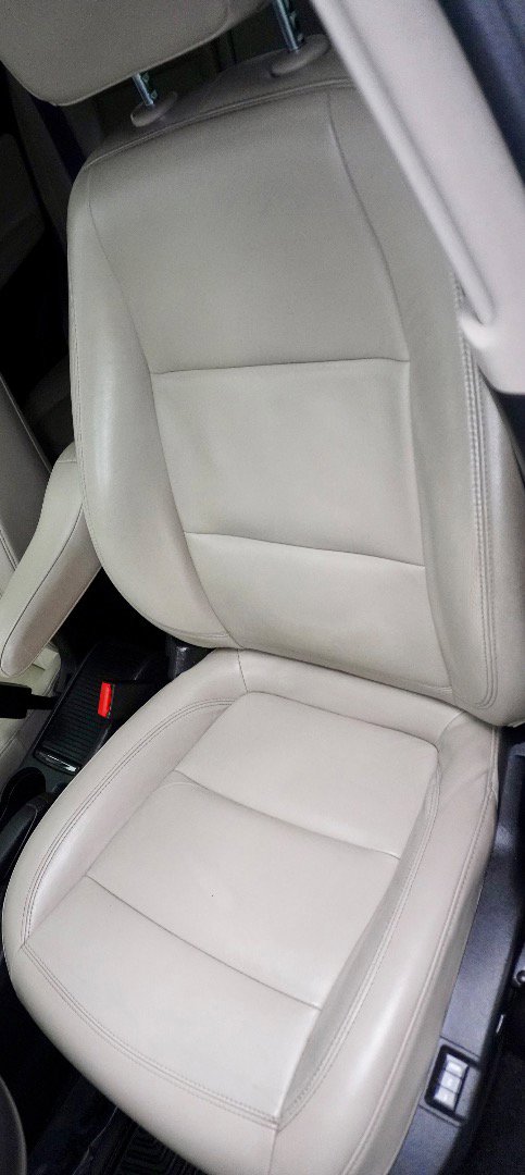 Used 2018 Buick Encore Premium image 4