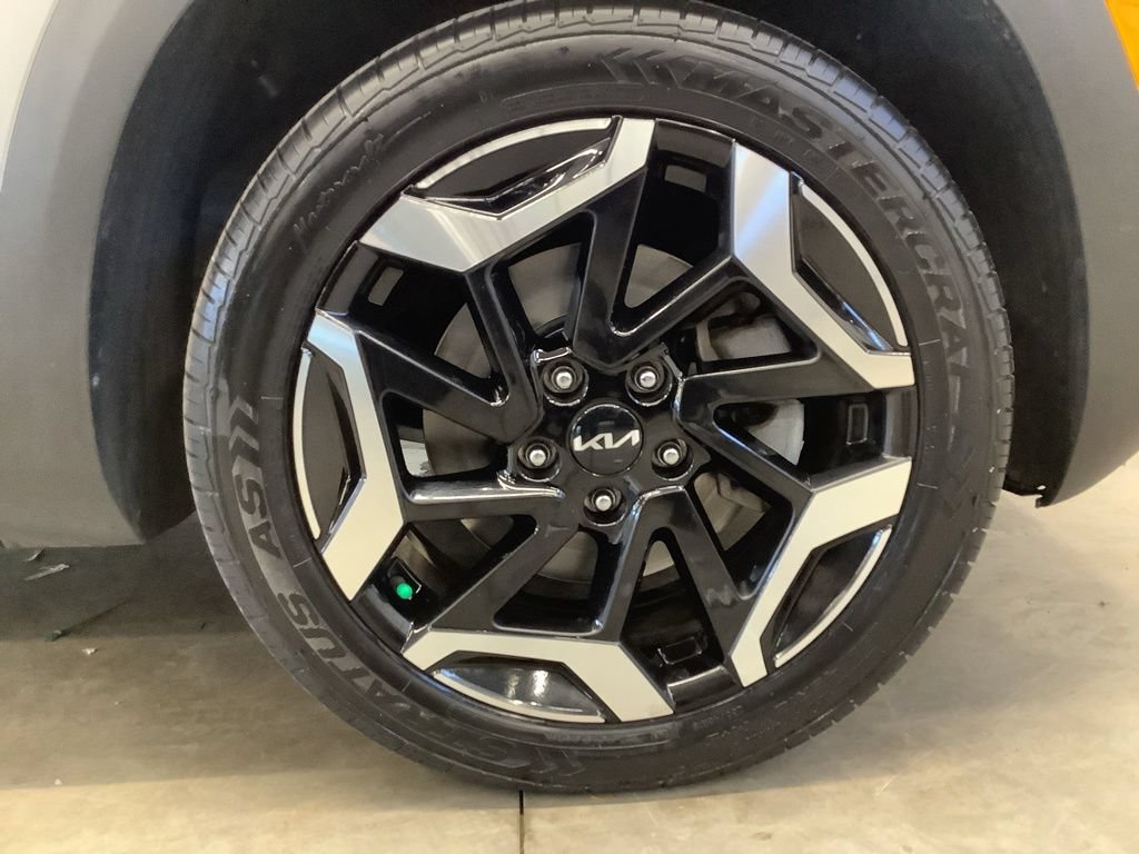 Certified 2024 Kia Seltos SX AWD/4WD image 22