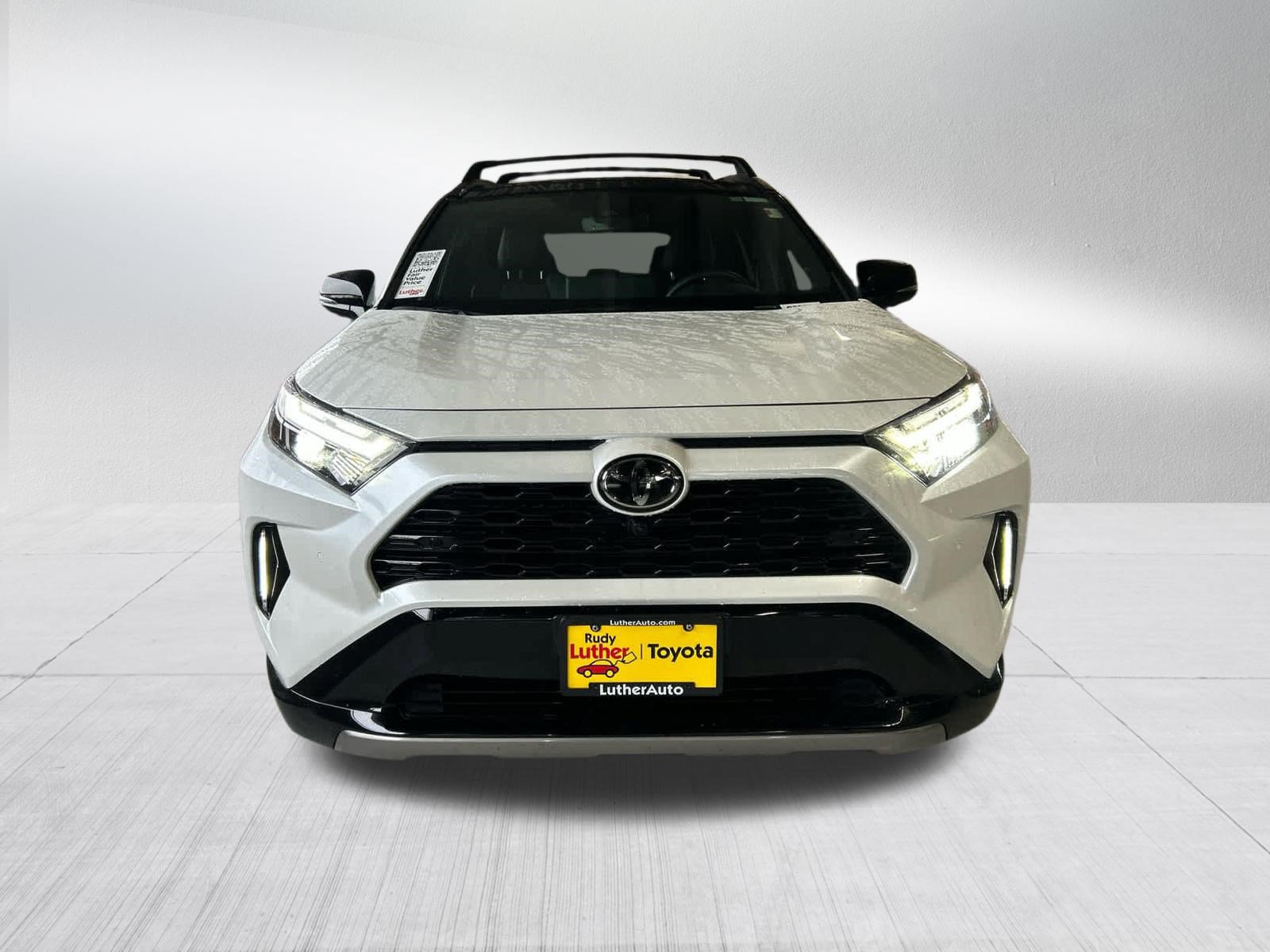 Certified 2025 Toyota RAV4 XSE w/ Advanced Technology Package AWD/4WD image 2