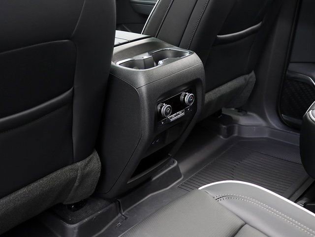 New 2026 Buick Enclave Avenir w/ Super Cruise Package image 14