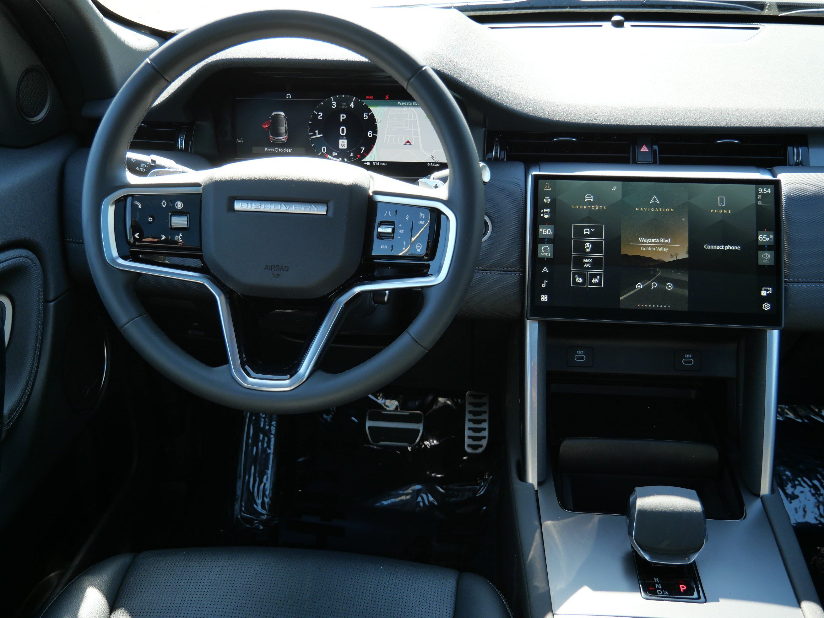 Used 2024 Land Rover Discovery Sport Dynamic SE AWD/4WD image 18