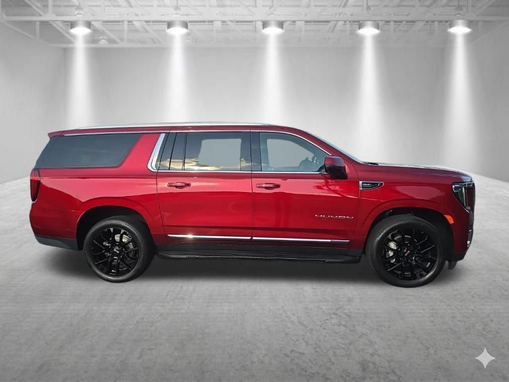 Certified 2023 GMC Yukon XL SLT w/ SLT Premium Package AWD/4WD image 2