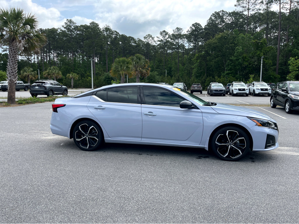 Used 2024 Nissan Altima 2.0 SR image 30