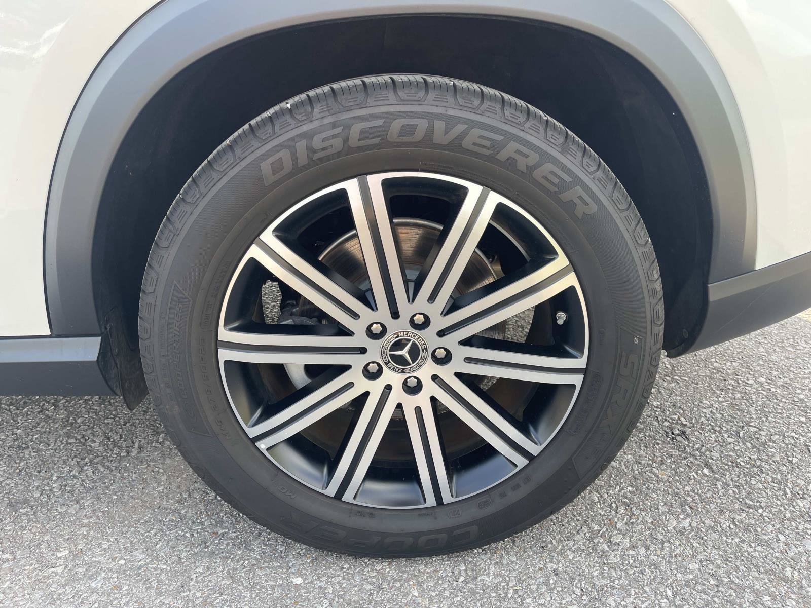 Certified 2025 Mercedes-Benz GLE 450 4MATIC image 11