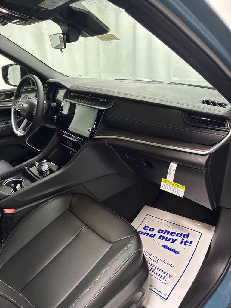 New 2026 Jeep Grand Cherokee L Limited image 33