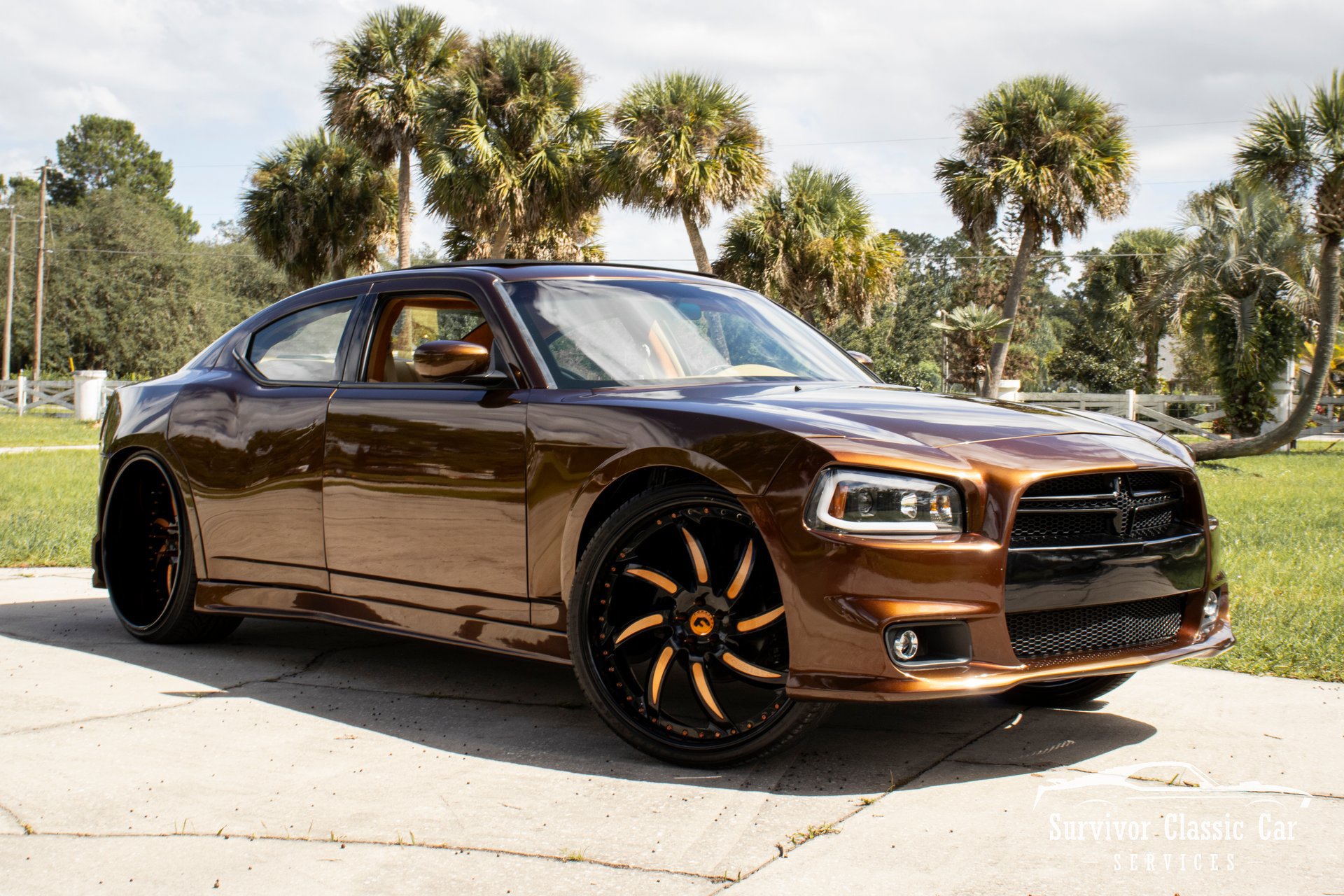 Used 2010 Dodge Charger SXT RWD image 2