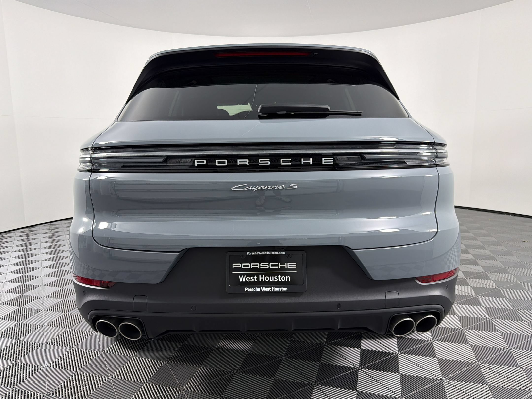 New 2026 Porsche Cayenne S AWD/4WD image 8