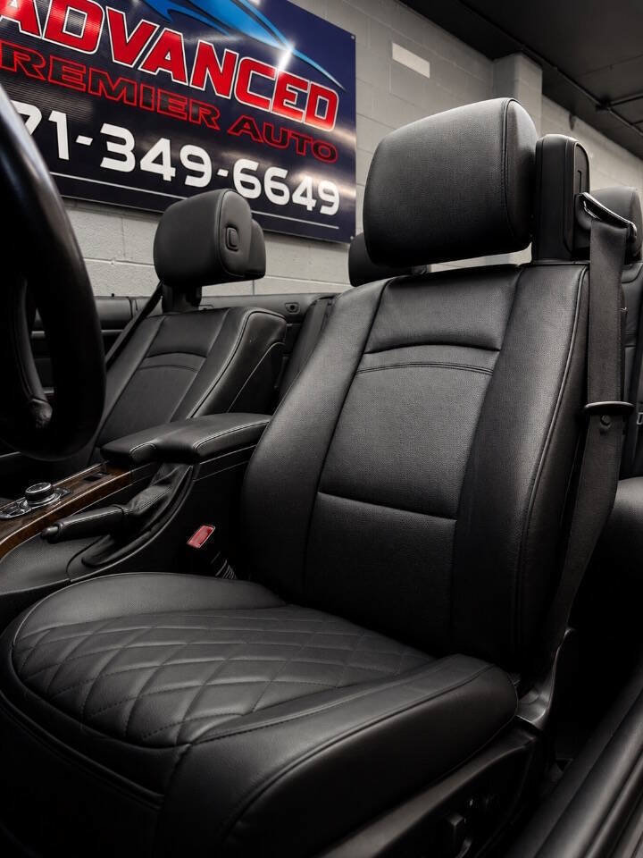 Used 2009 BMW 328i Convertible RWD image 16